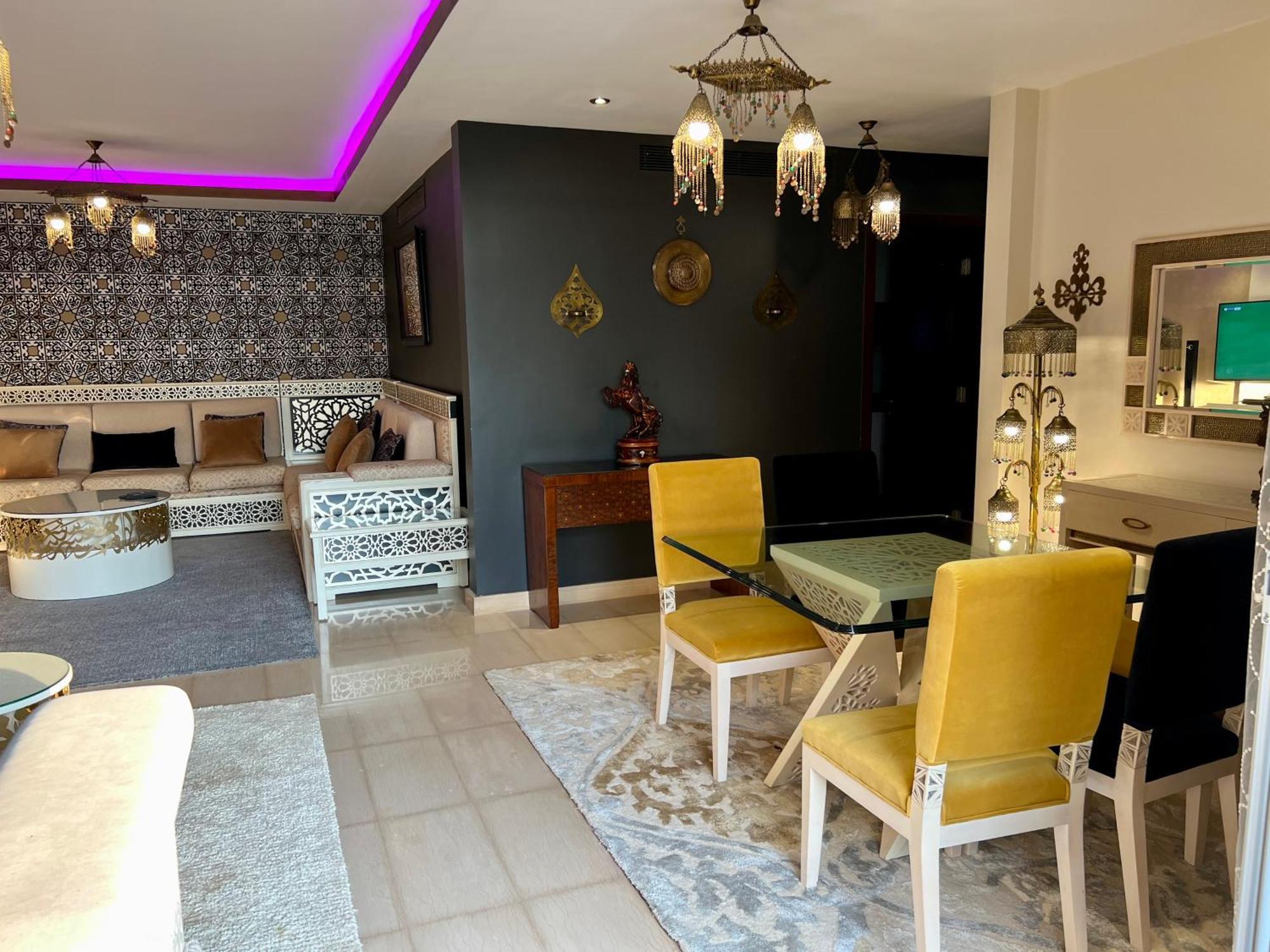 Apartment Cfc Ultra Luxurious Andalusian With Garden & Office *