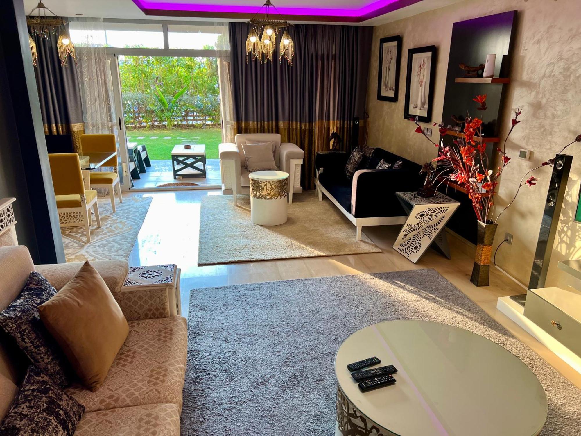 Apartment Cfc Ultra Luxurious Andalusian With Garden & Office *