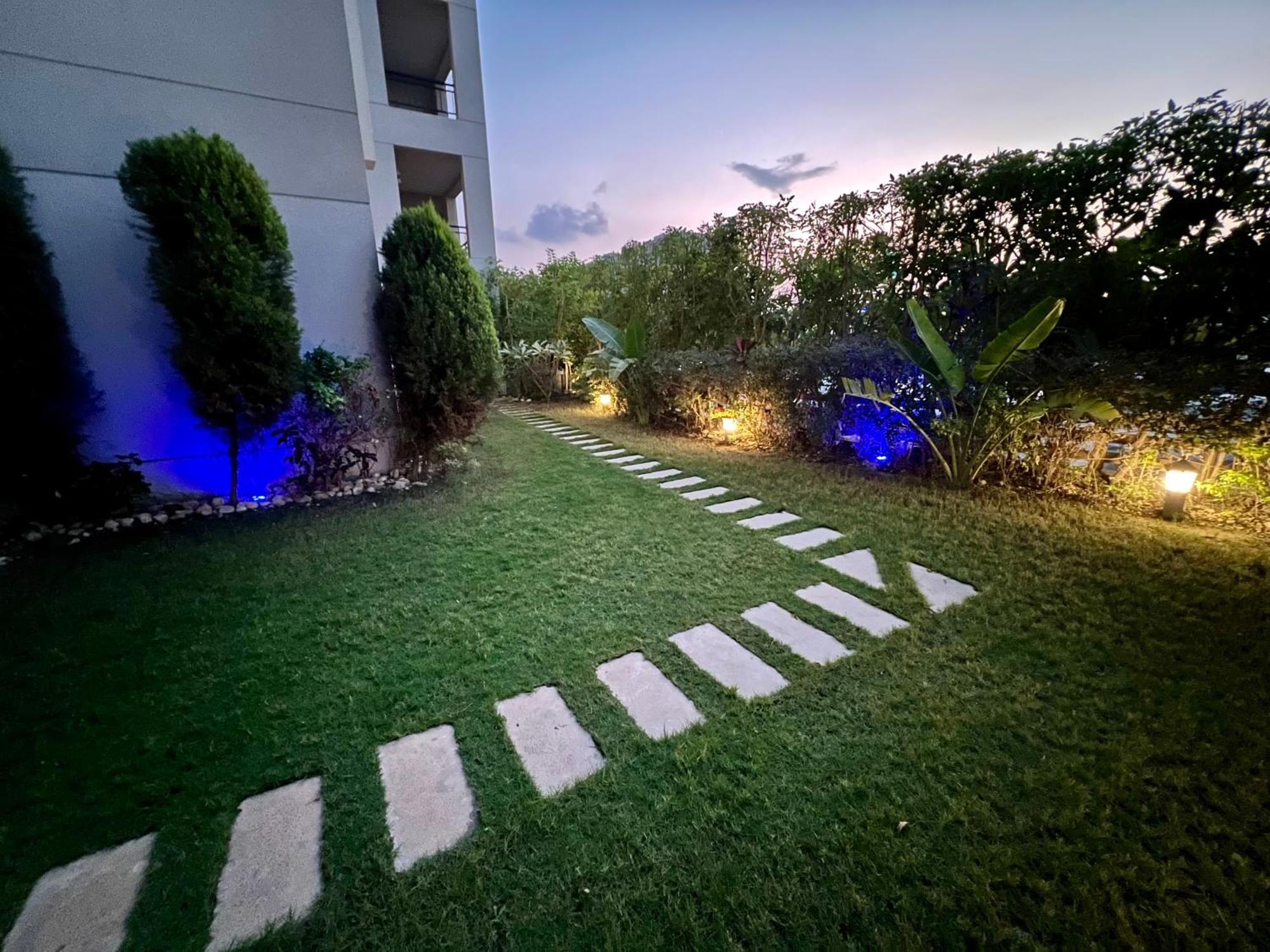 Cfc Ultra Luxurious Andalusian With Garden & Office * Cairo